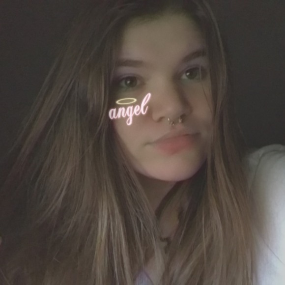 Poshmark profile picture for @pauses